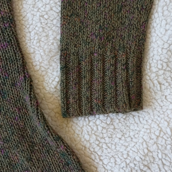 Liz Claiborne Women's L  Brown Pink and Green Speckled  V-neck Sweater - Picture 6 of 9